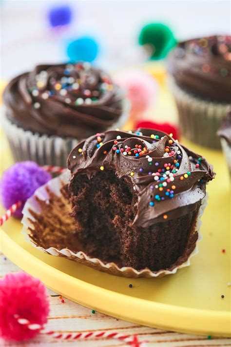 incredible-chocolate-cupcakes-with-chocolate-fudge image