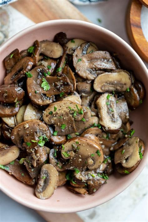 sauted-baby-bella-mushrooms-food-with-feeling image