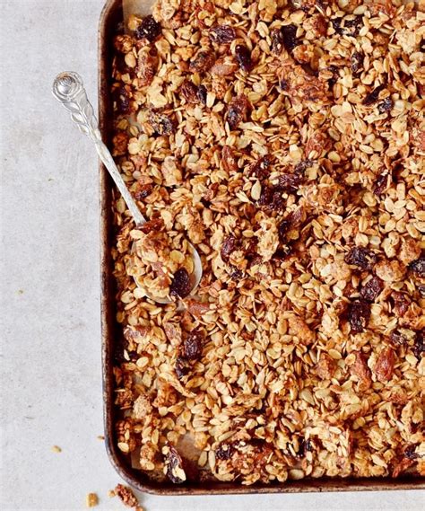homemade-nut-free-granola-recipe-elavegan image