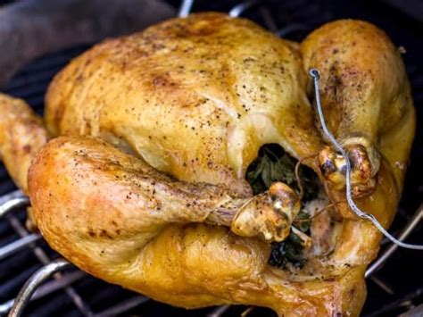 how-to-cook-a-whole-chicken-on-the-grill-recipe-and image