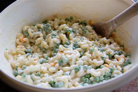 tangy-pea-and-cheese-macaroni-salad-cooking-up-cottage image