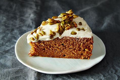 pumpkin-cake-with-cream-cheese-icing image
