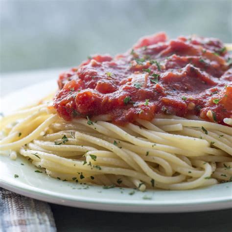 perfect-sugar-free-homemade-spaghetti-sauce image