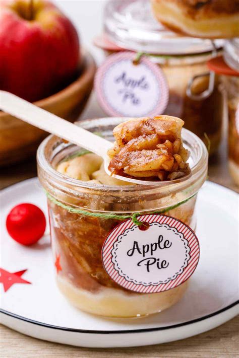 the-best-homemade-apple-pie-in-a-jar-miss-wish image