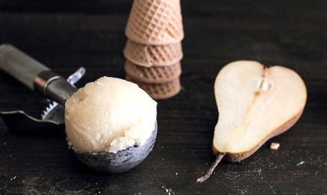 elegant-pear-and-vanilla-sorbet-honest-cooking image