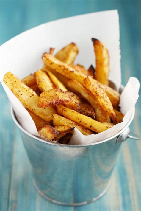 the-best-oven-roasted-french-fries-the-pretty-bee image