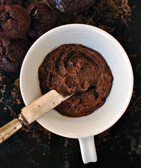 chocolate-frosting-with-a-whole-food-twist-food-to image