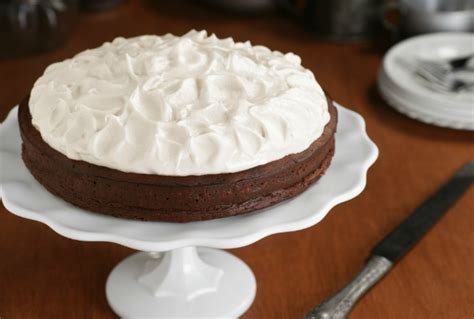 passover-flourless-chocolate-cake-with-meringue image