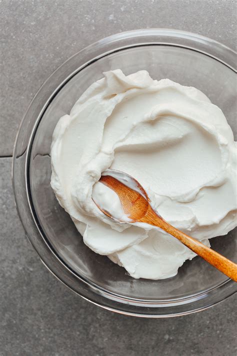 how-to-make-coconut-yogurt-minimalist-baker image