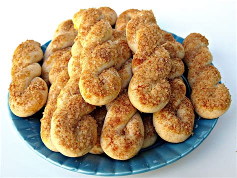 cinnamon-sugar-twist-cookies-the-monday-box image