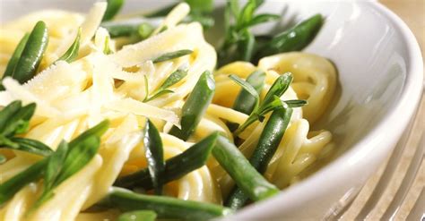pasta-with-green-beans-and-parmesan-recipe-eat-smarter-usa image