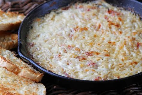 hot-caramelized-onion-dip-with-bacon-gruyere image