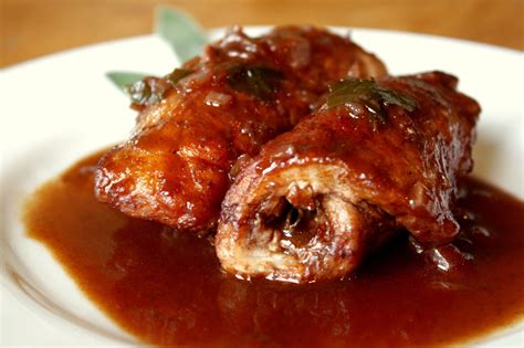 uccellini-scappati-pork-rolls-with-prosciutto-and-sage image
