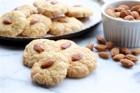 chinese-almond-cookies-asian-caucasian-food-blog image