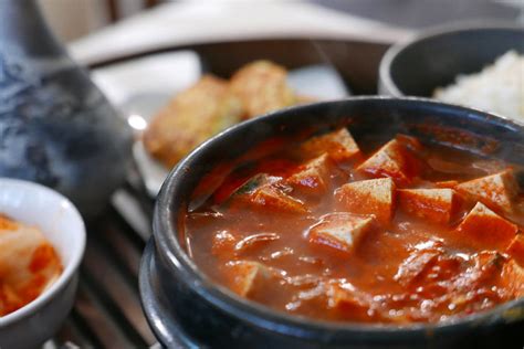 doenjang-jjigae-recipe-korean-soybean-paste-stew image