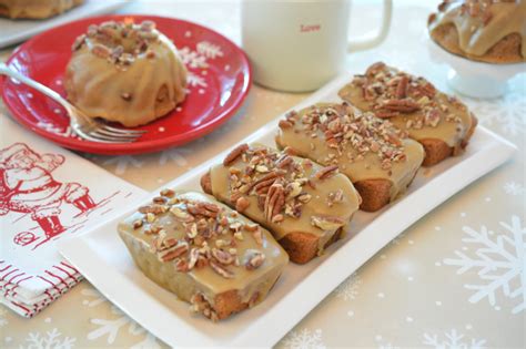 pecan-praline-mini-cakes-sweet-things-by-lizzie image