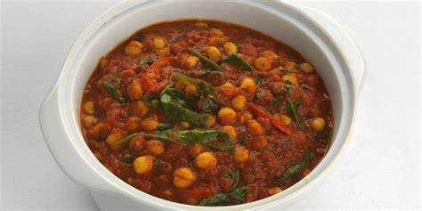 quick-vegetable-curry-recipe-great-british-chefs image