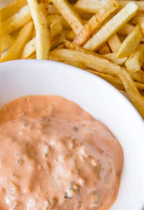 in-n-out-burger-spread-dipping-sauce-copycat image