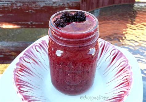 blackberry-melon-smoothie-recipe-the-new-classy image