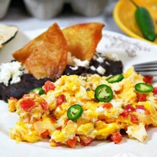 huevos-a-la-mexicana-mexican-scrambled-eggs image