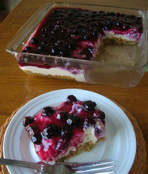 fresh-blueberry-cheesecake-with-homemade-crust image