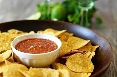 best-easy-recipe-for-restaurant-style-salsa-good-life-eats image