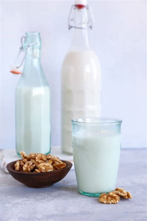 how-to-make-walnut-milk-or-any-nut-milk-for-that-matter image