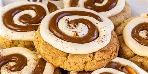 dulce-de-leche-cookies-recipe-eaglebrandcom image