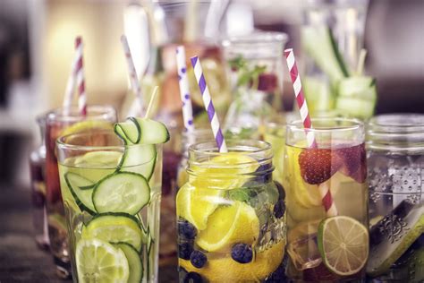 7-healthy-mocktails-to-level-up-your-non-alcoholic-drinks image