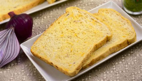cheese-n-onion-bread-zojirushicom image