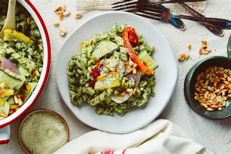 farmers-market-pasta-with-basil-pesto-and-pine-nuts image