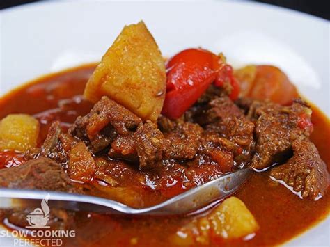 hearty-slow-cooker-goulash-slow-cooking-perfected image