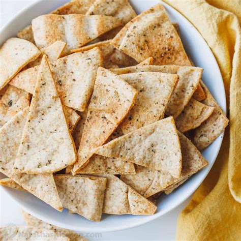 how-to-make-pita-chips-easy image