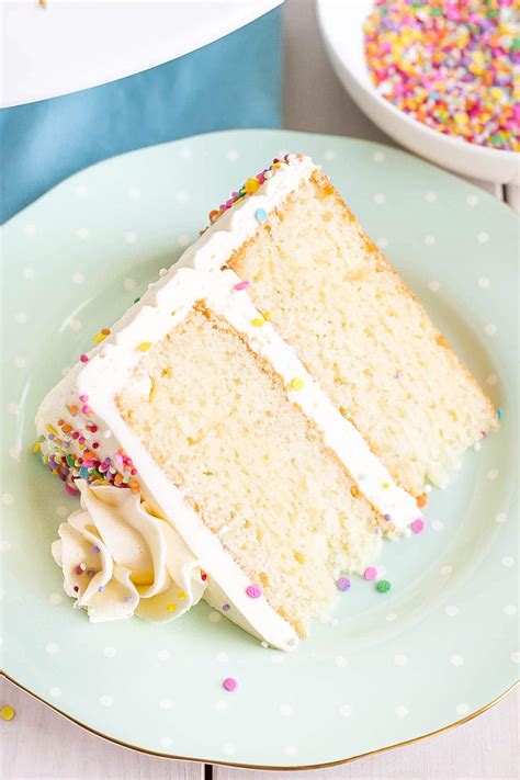 the-best-vanilla-cake-recipe-reader image
