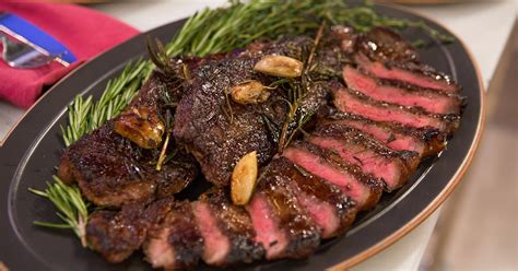 pan-seared-steaks-with-red-wine-sauce-recipe-today image