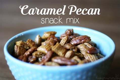 caramel-pecan-snack-mix-finding-time-to-fly image