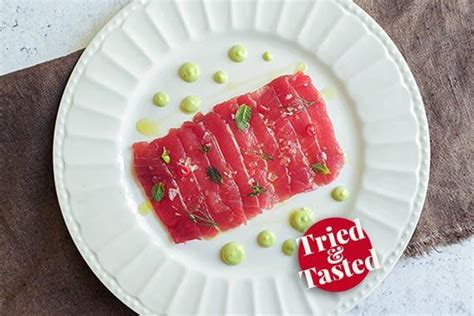 tuna-carpaccio-the-recipe-with-avocado-mayonnaise image