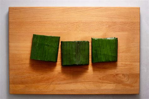 thai-baked-fish-in-banana-leaf-recipe-the-spruce-eats image