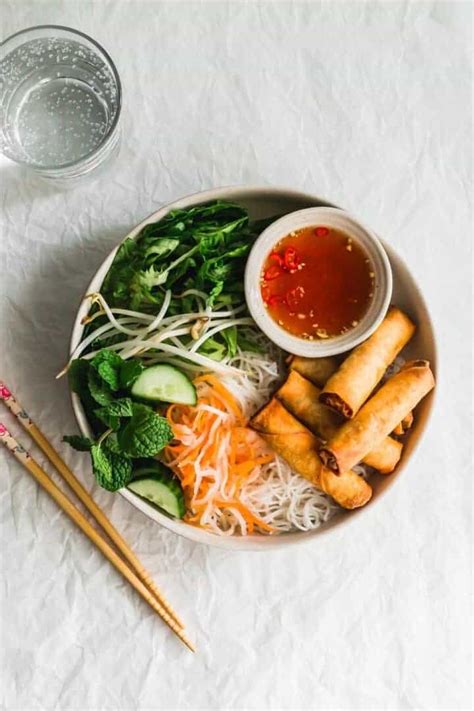 vietnamese-rice-vermicelli-noodles-with-spring-rolls image