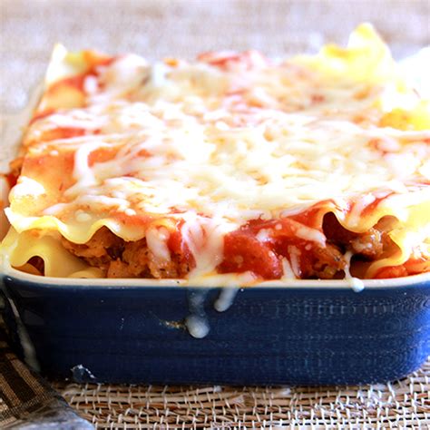 crockpot-sausage-lasagna-recipe-premio-foods image