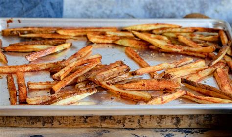 crispy-baked-french-fries-oven-fries image