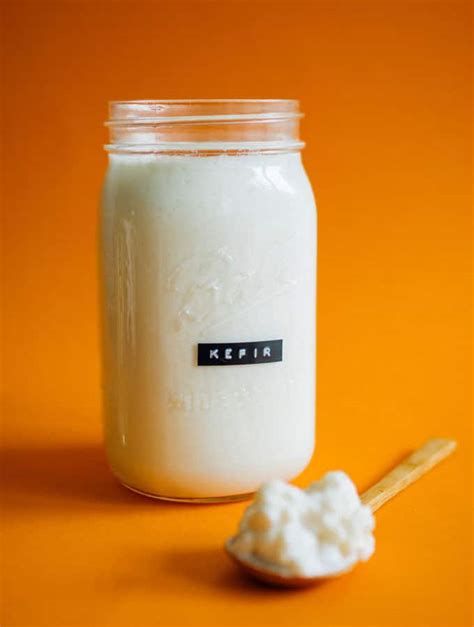 homemade-milk-kefir-step-by-step-tutorial-live-eat image