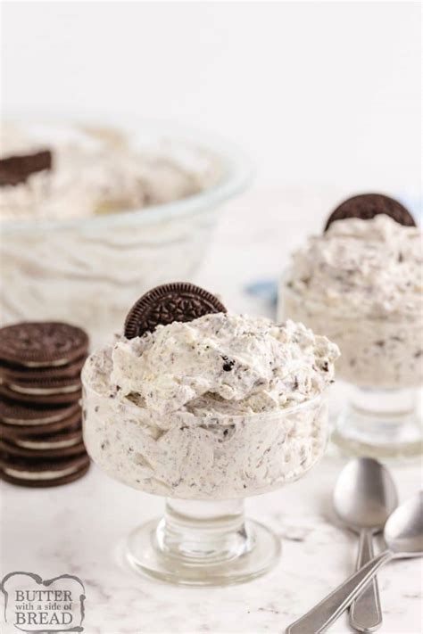 cookies-and-cream-fluff-butter-with-a-side-of-bread image