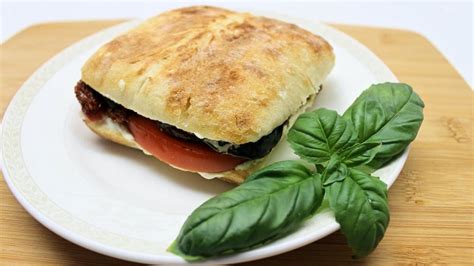 grilled-sun-dried-tomato-goat-cheese-panini image