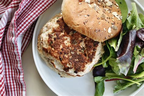 salmon-burgers-easy-healthy-dinner-recipe-to image