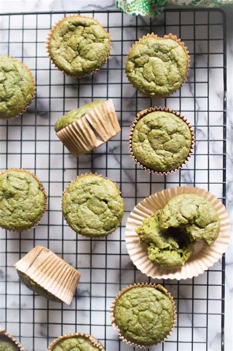 oatmeal-green-smoothie-muffins-the-natural-nurturer image