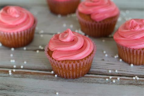 50-of-the-most-delicious-cupcake-recipes-its-a image