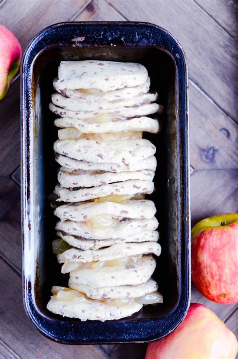 apple-pie-cinnamon-roll-pull-apart-bread image