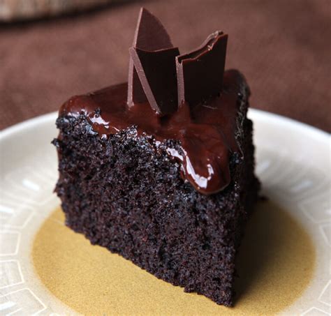 red-wine-dark-chocolate-cake-for-two-brownie-bites image