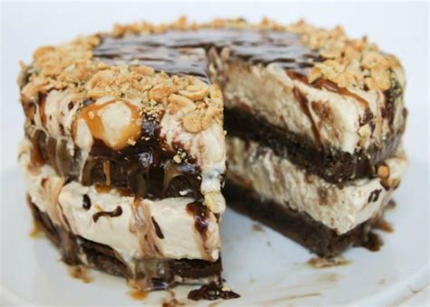 snickers-ice-cream-cake-from-somewhat-simple image